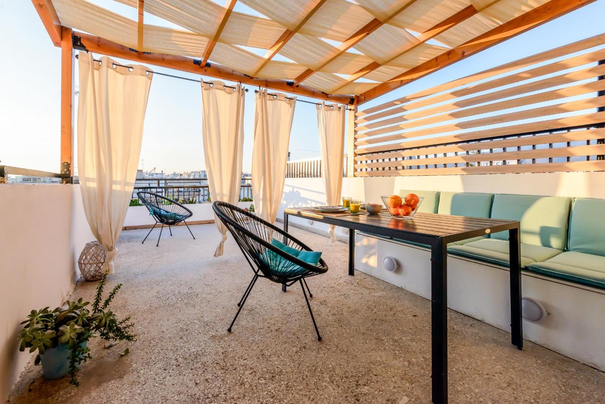 Lucy In The Sky With Diamonds Apartment กาลามาตา ภายนอก รูปภาพ